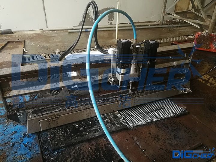 D1200-1513傳送皮帶自動剝離機