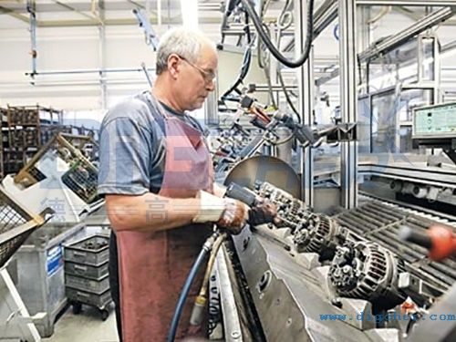 發(fā)動機(jī)再制造清洗